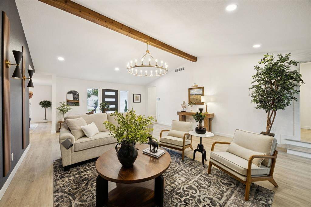 Dallas, TX 75248,6724 Winterwood Lane