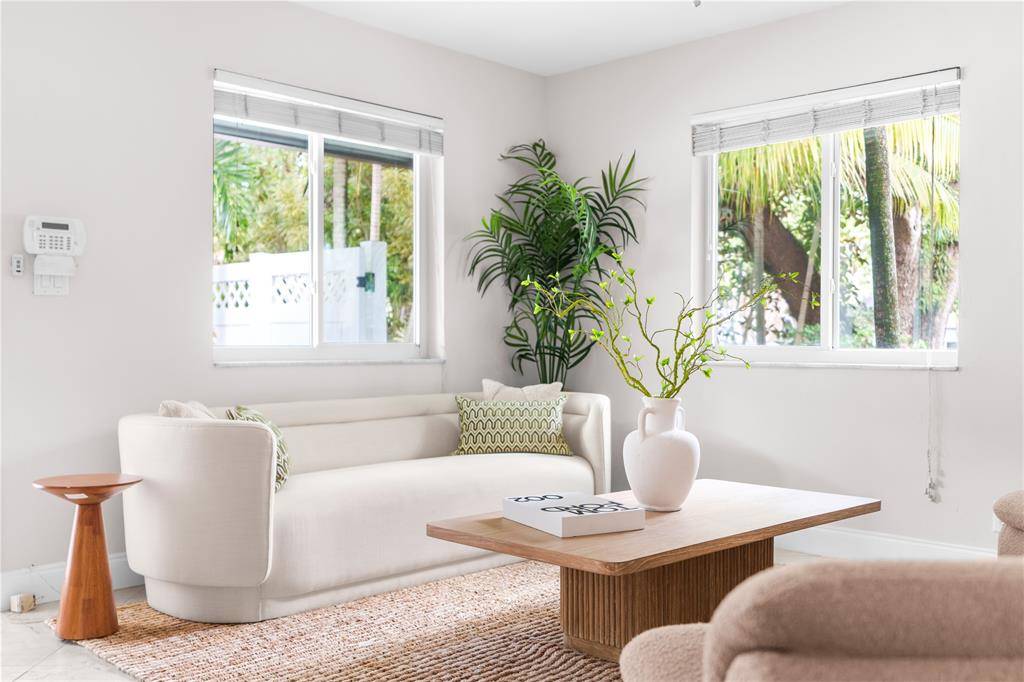 Fort Lauderdale, FL 33315,1502 SW 24th Street #A