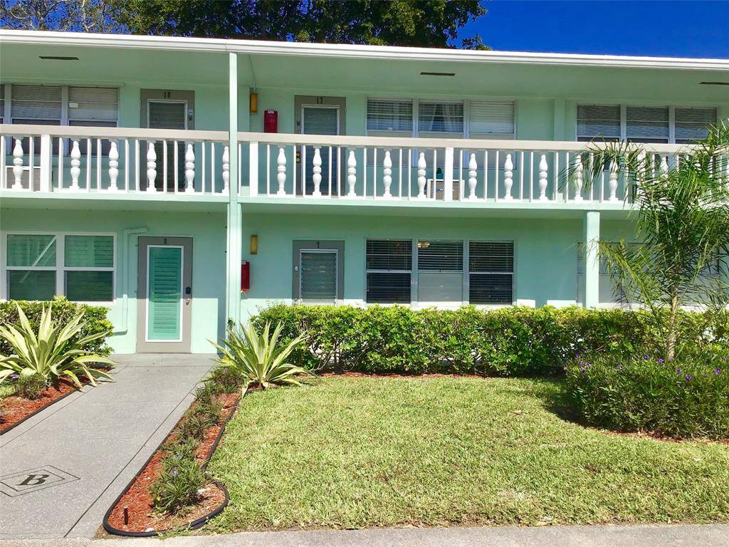 Deerfield Beach, FL 33442,7 Oakridge B #7