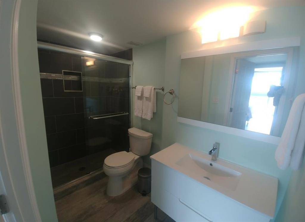 Miami Beach, FL 33140,2655 COLLINS AV #602