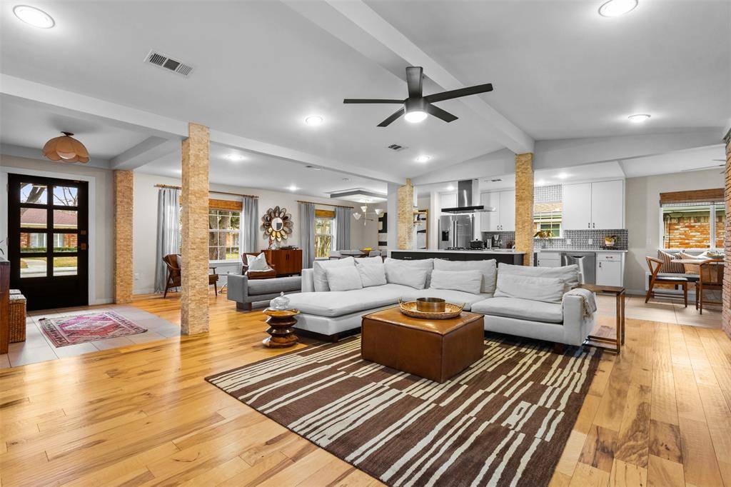 Dallas, TX 75227,4815 Chilton Drive