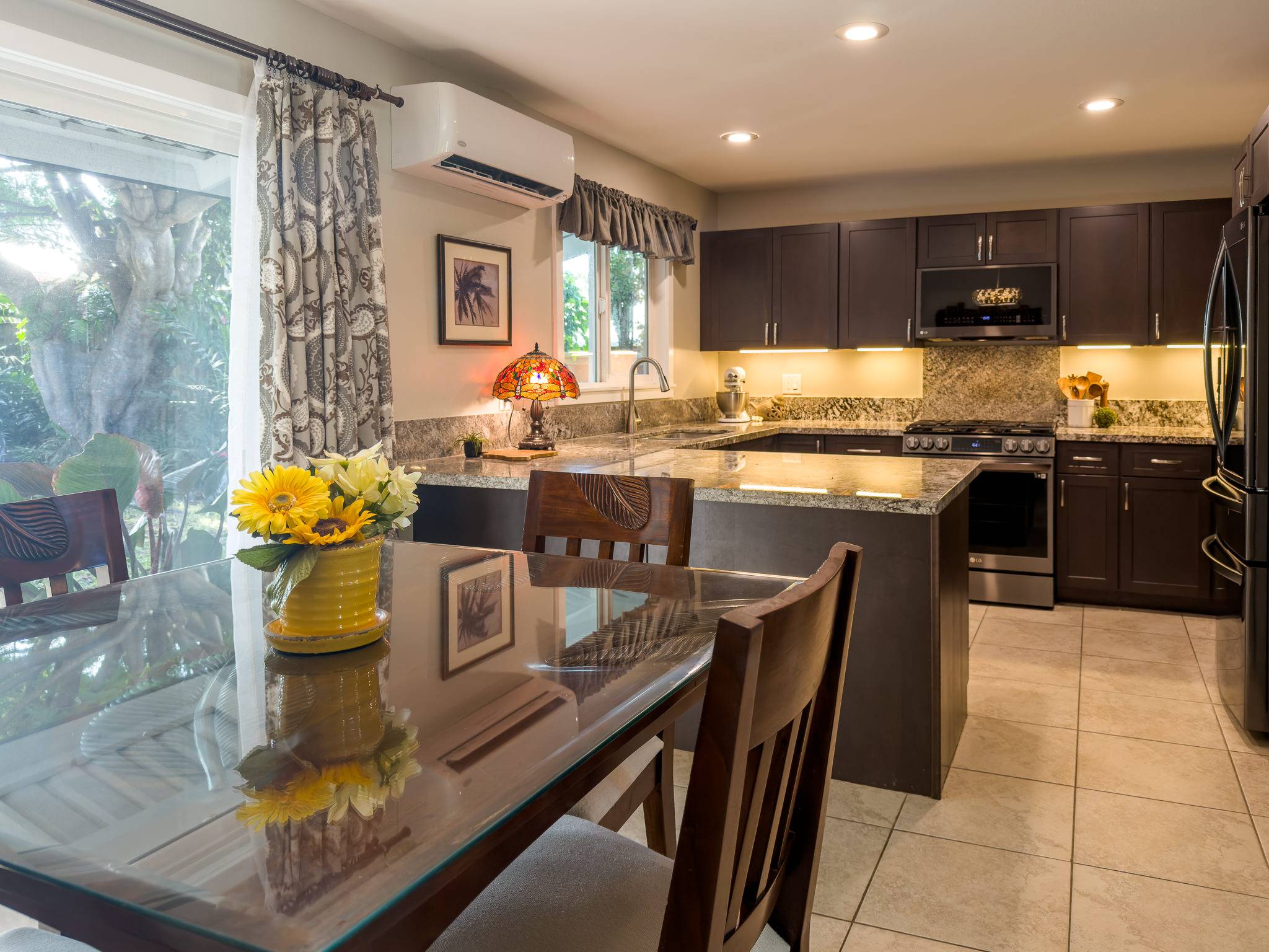 Kailua Kona, HI 96740,76-6160 PLUMERIA RD