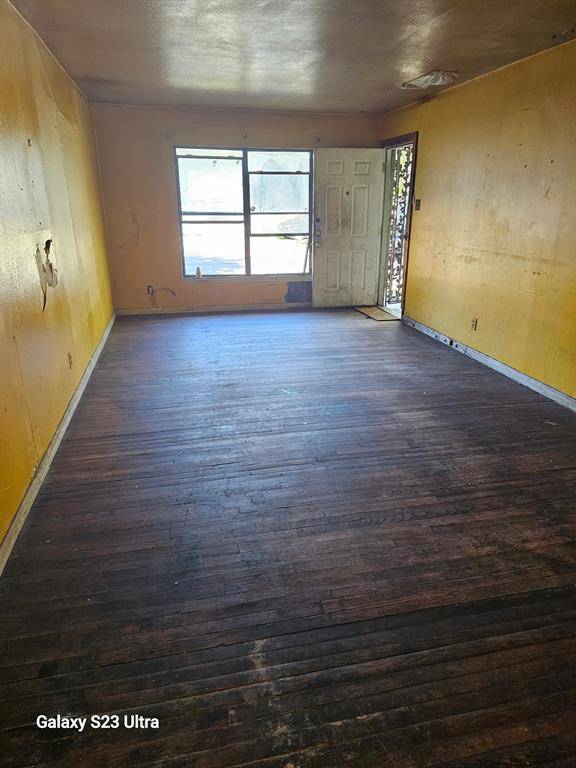 Dallas, TX 75216,4605 Haas Drive