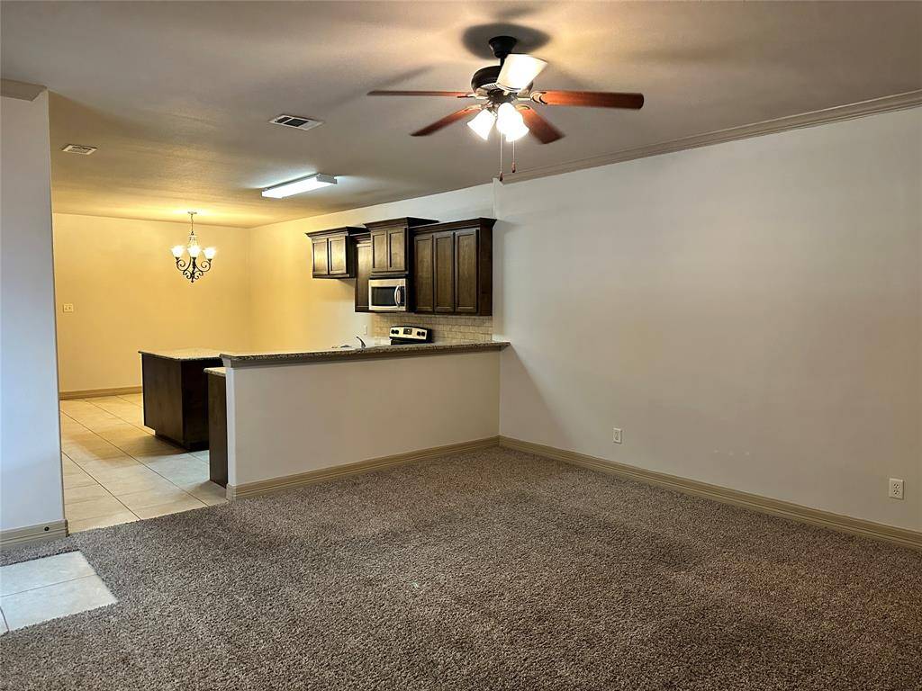 Greenville, TX 75402,6913 Jack Finney Boulevard