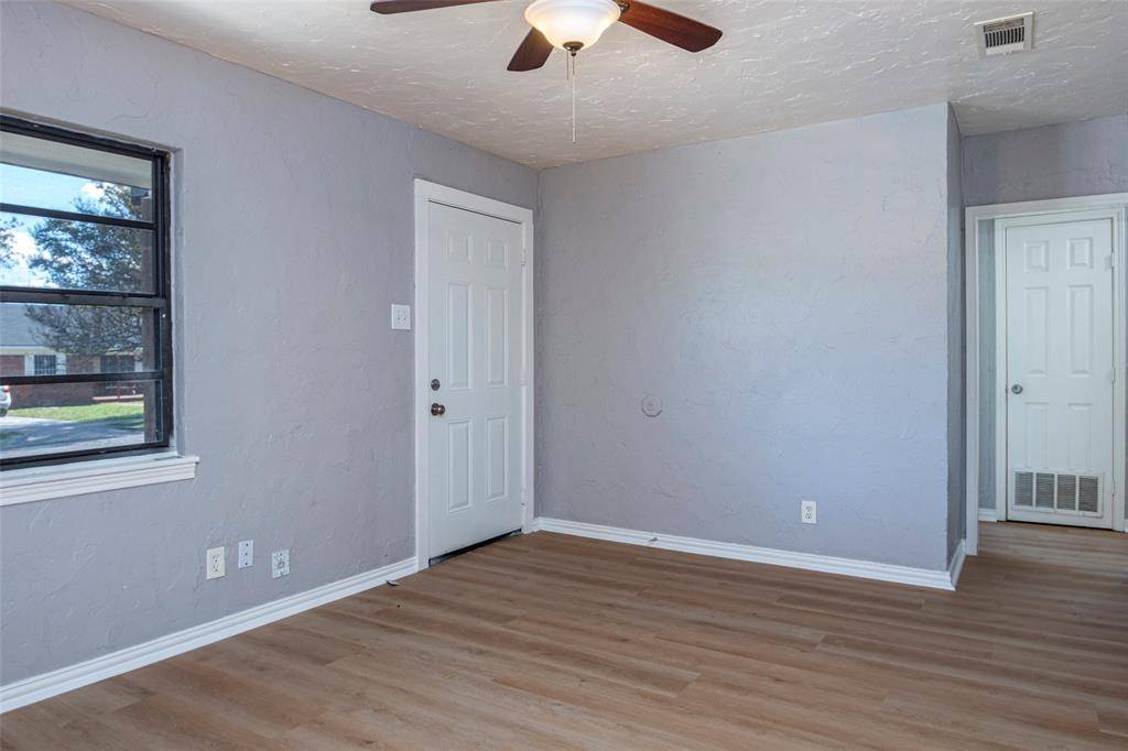 Dallas, TX 75224,2819 Anzio Drive