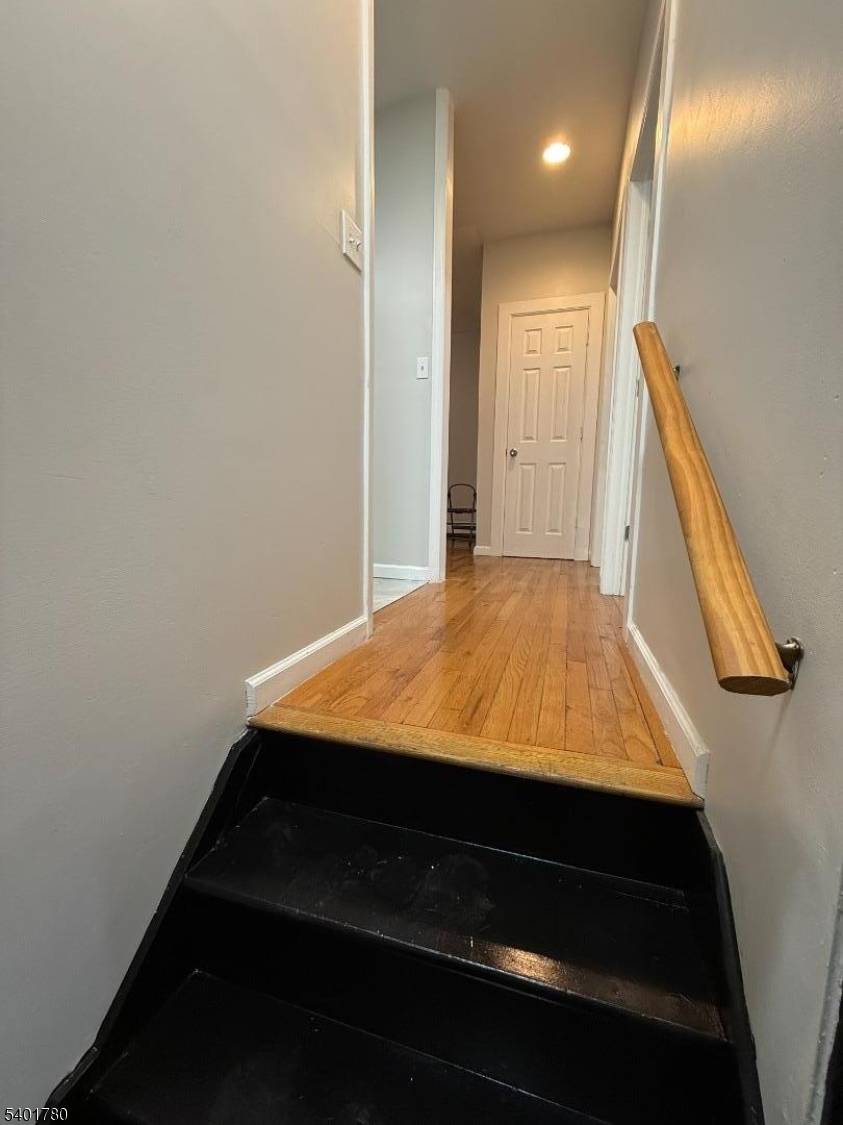 Newark City, NJ 07108,336 Madison Ave #2