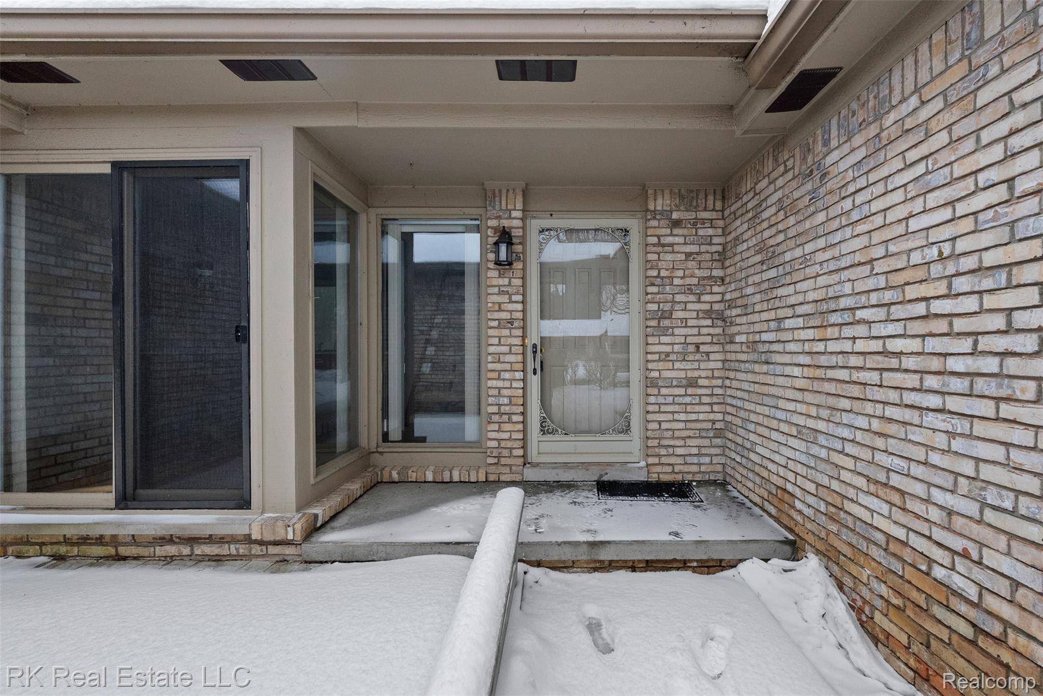 Clinton Township, MI 48038,17763 E Kirkwood DR