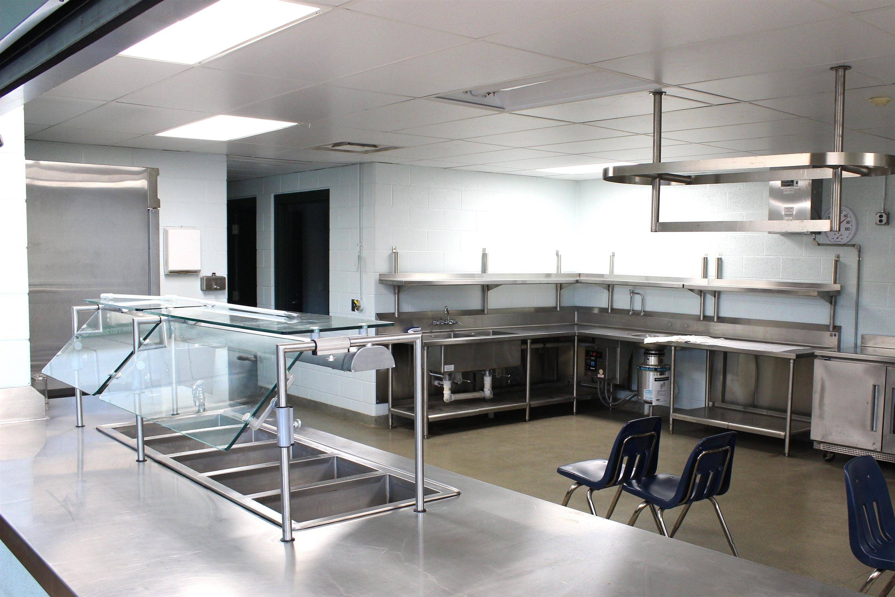 Cheboygan, MI 49721,610 S Cuyler ST