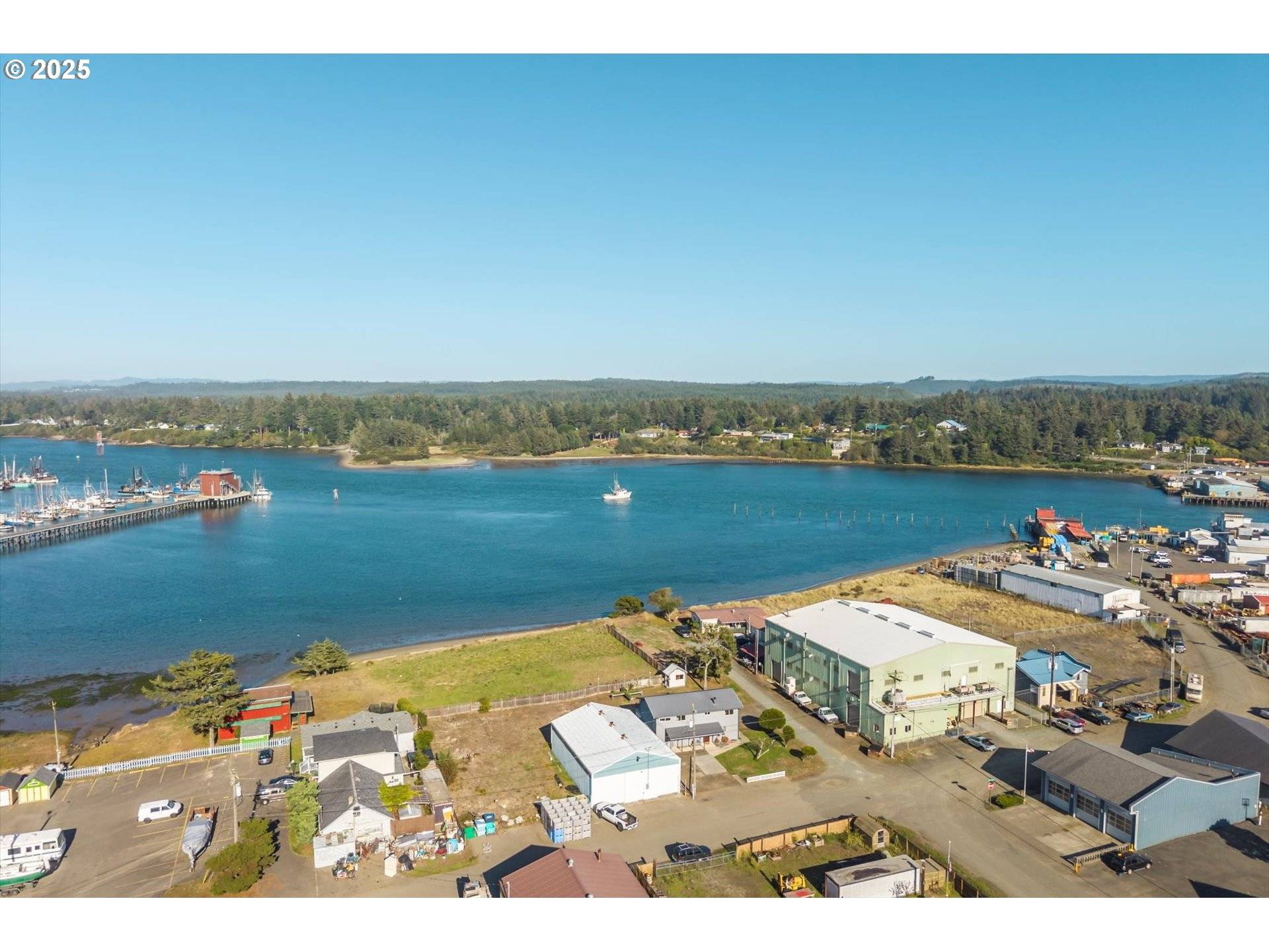 63347 CHARLESTON RD, Coos Bay, OR 97420