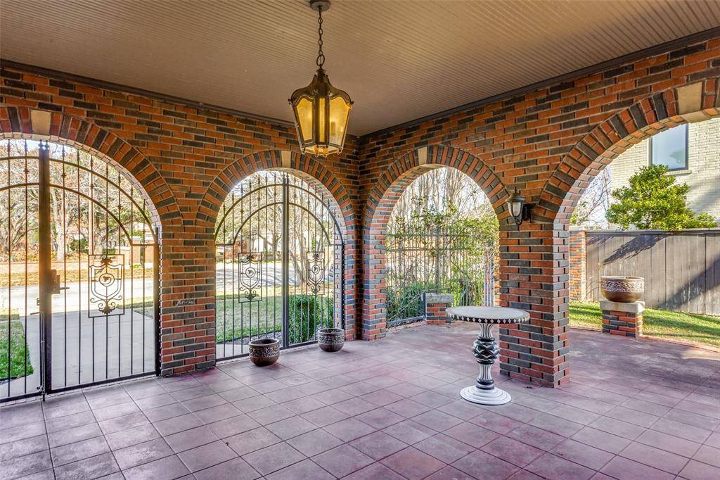 Fort Worth, TX 76109,2809 Park Hill Drive