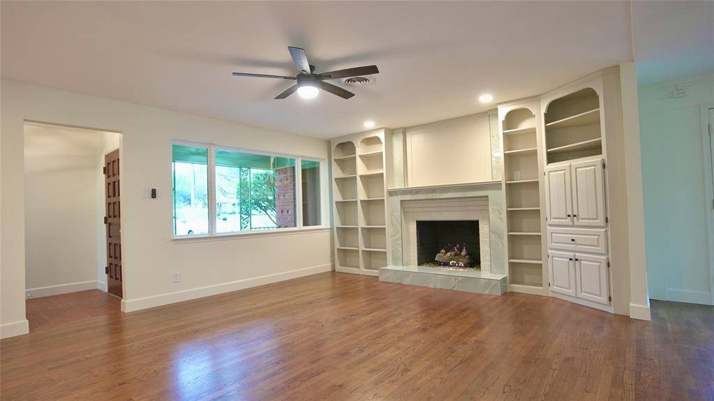 Dallas, TX 75228,9762 Twin Creek Drive