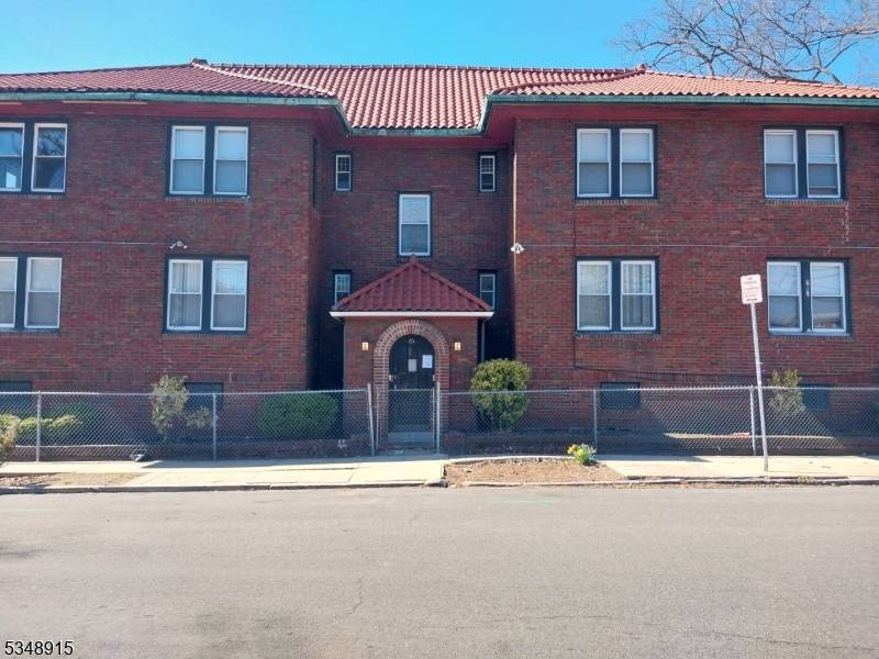 Newark City, NJ 07106,59 Grand Ave #2L