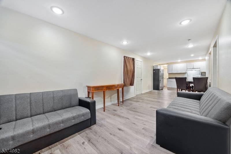 Paterson City, NJ 07514,311 12Th Ave