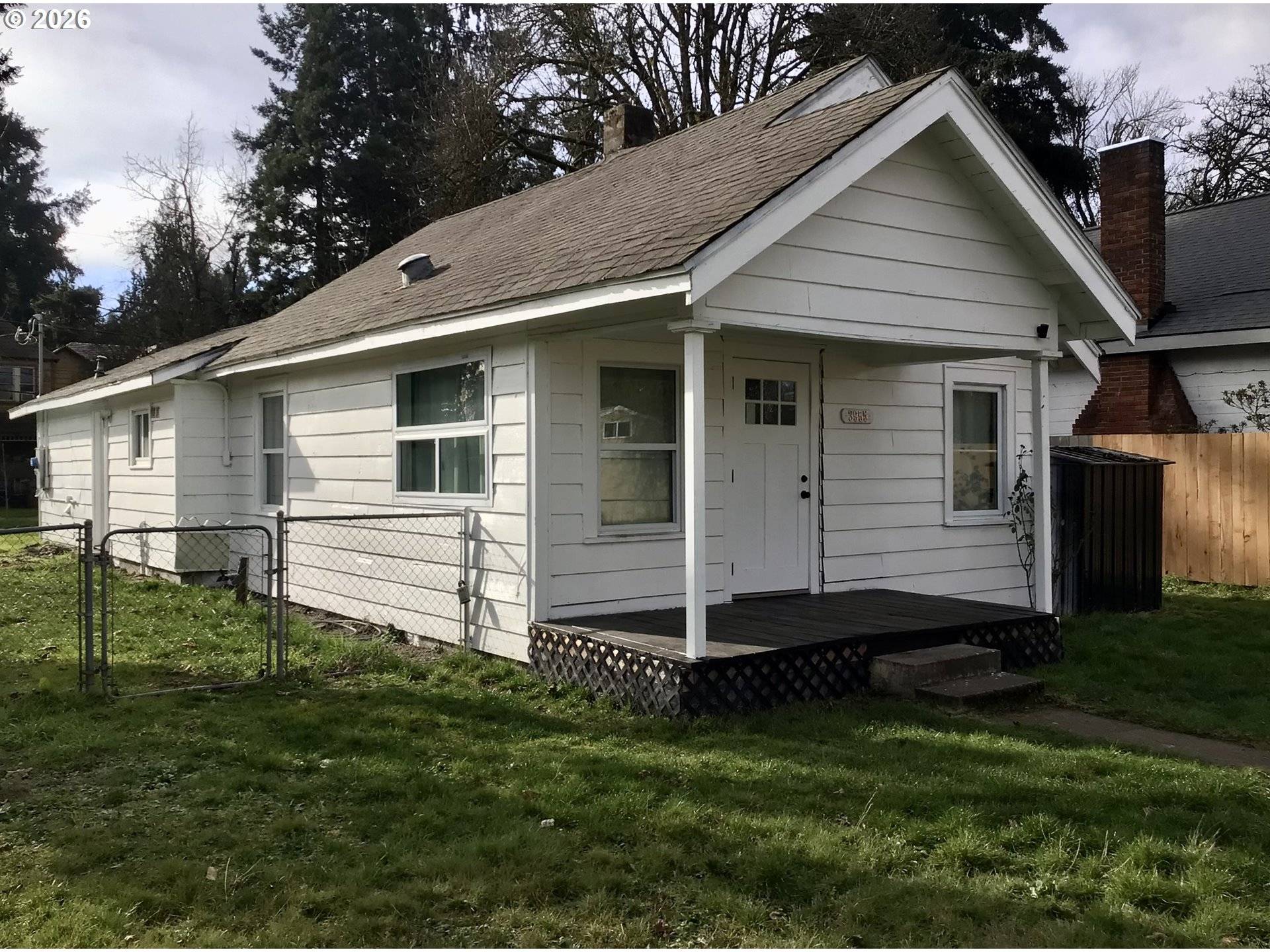 3955 E 17th AVE, Eugene, OR 97403