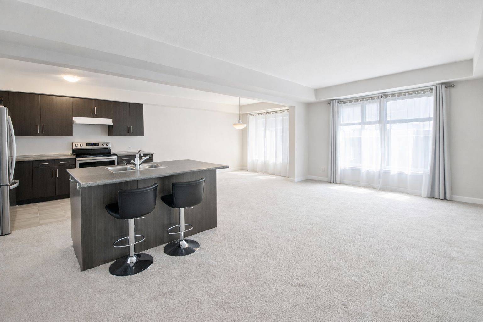 Welland, ON L3C 0G9,661 Julia DR