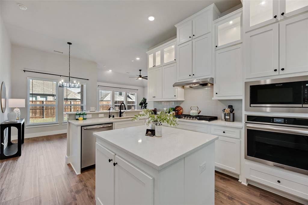 Celina, TX 75009,6237 White Creek Drive