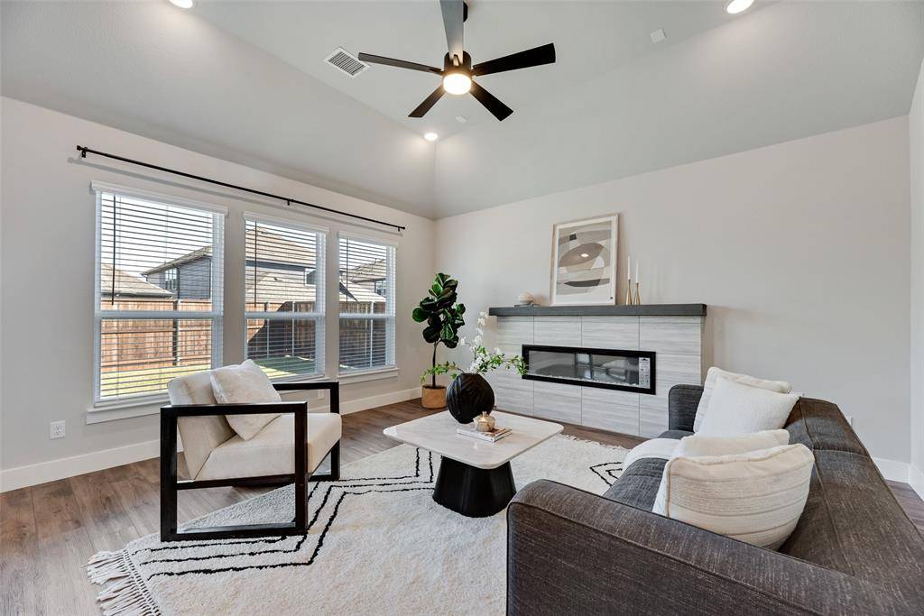 Celina, TX 75009,6237 White Creek Drive