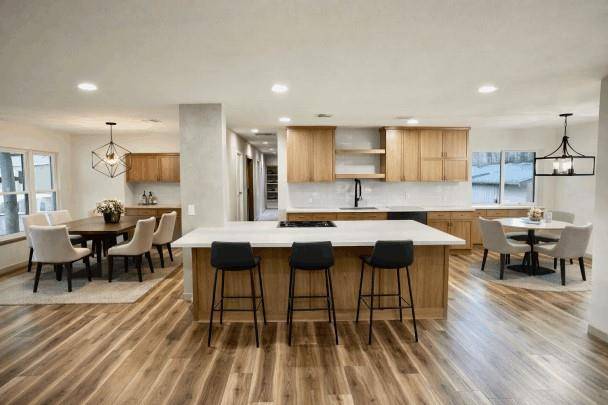 Grapevine, TX 76051,305 Bluebonnet Drive