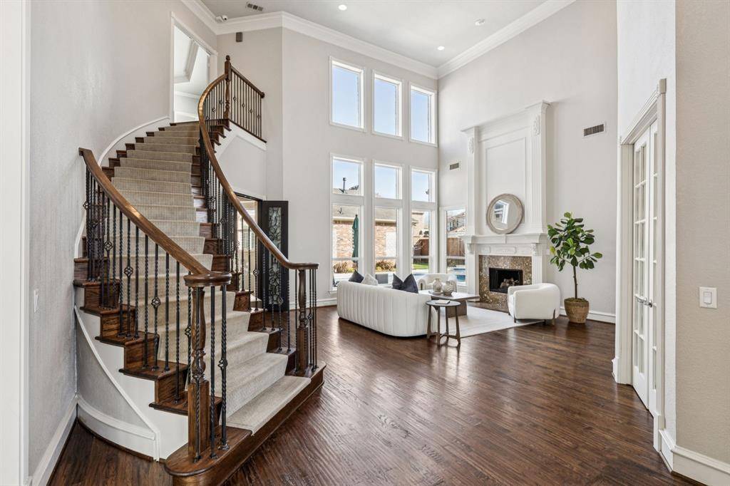 Plano, TX 75024,6521 Riverhill Drive