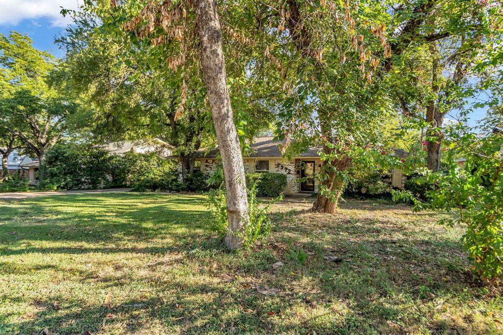 Farmers Branch, TX 75234,2972 Maydelle Lane