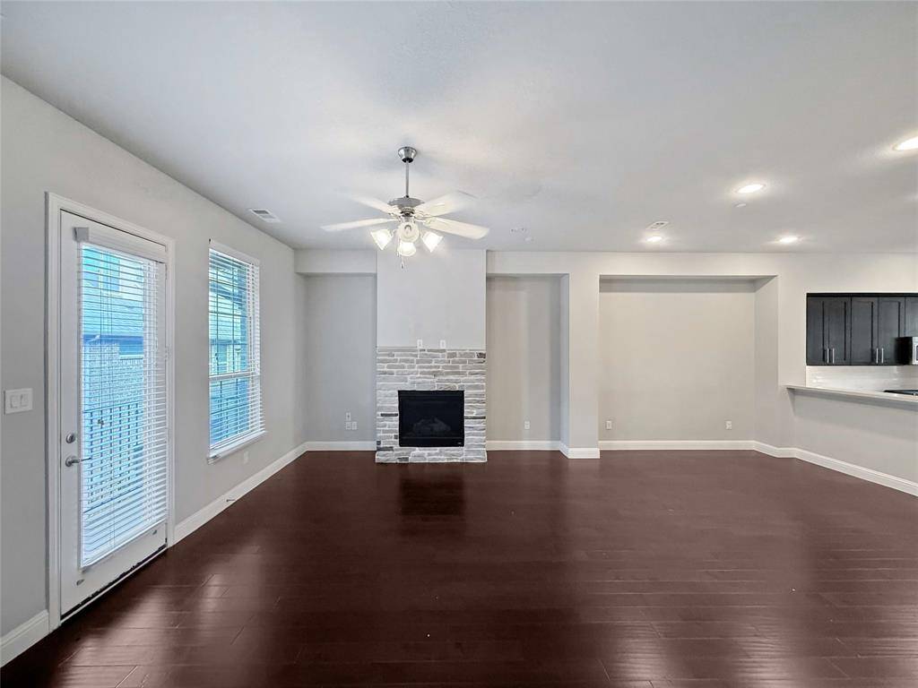 Irving, TX 75039,573 W Royal Lane