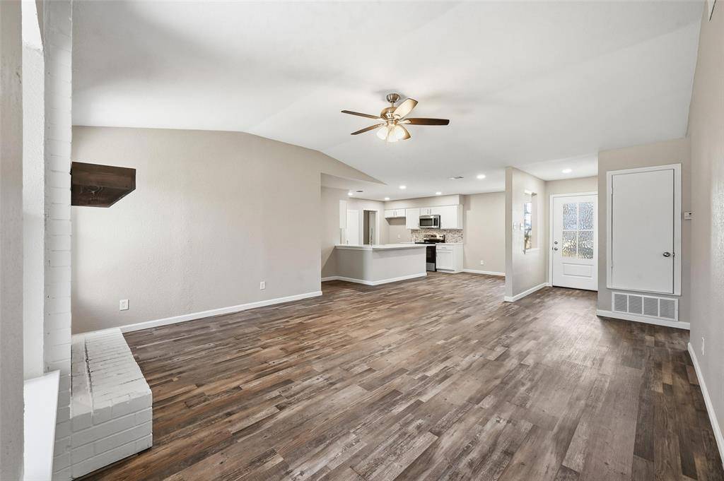 Azle, TX 76020,705 Timberoaks Drive