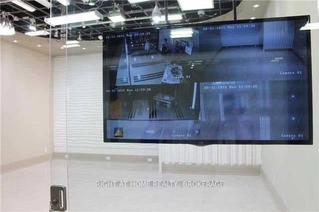 7250 Keele ST #369, Vaughan, ON L4K 1Z8