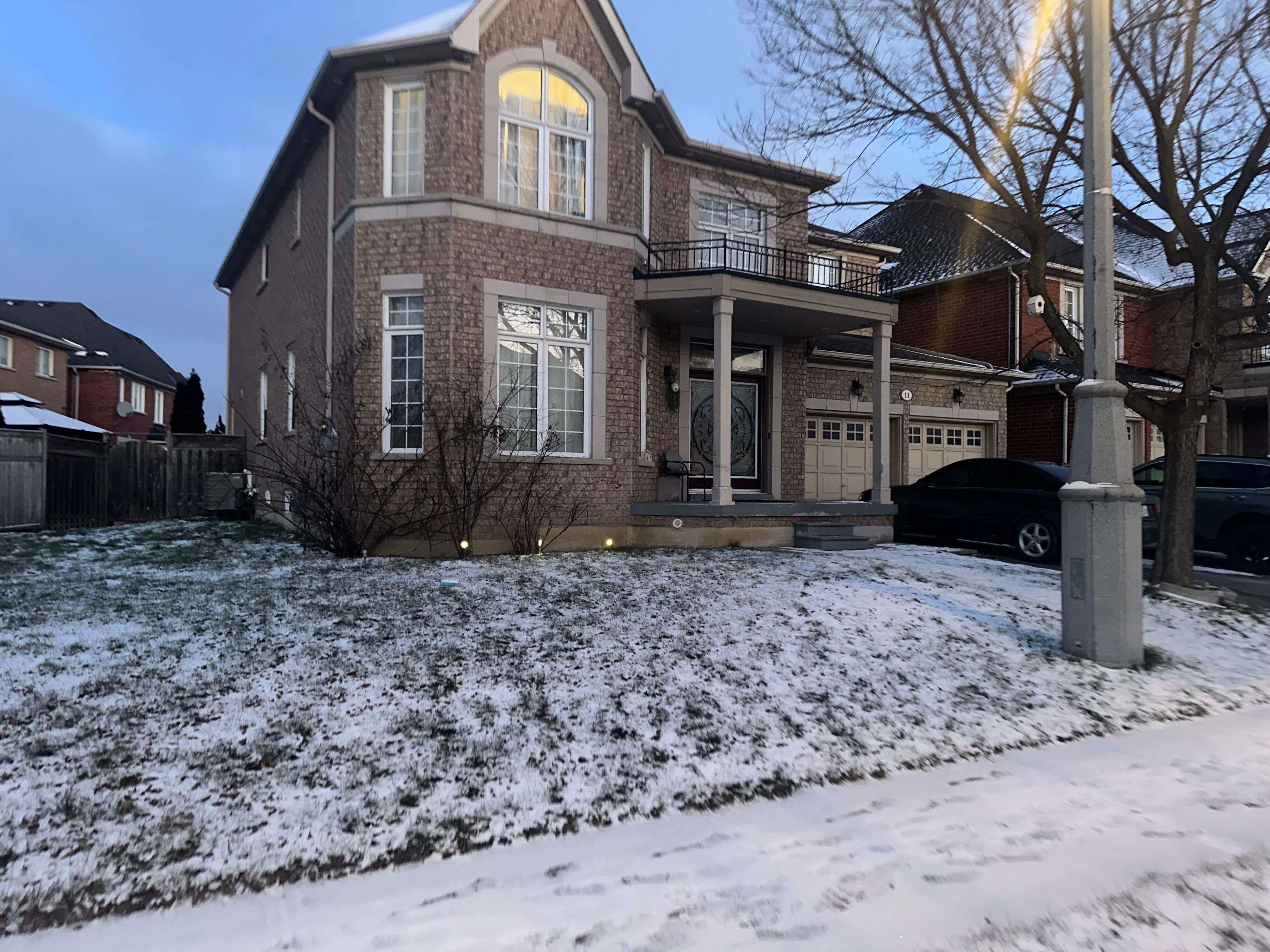 Brampton, ON L6R 3H4,11 Pine Landing TRL #Basement