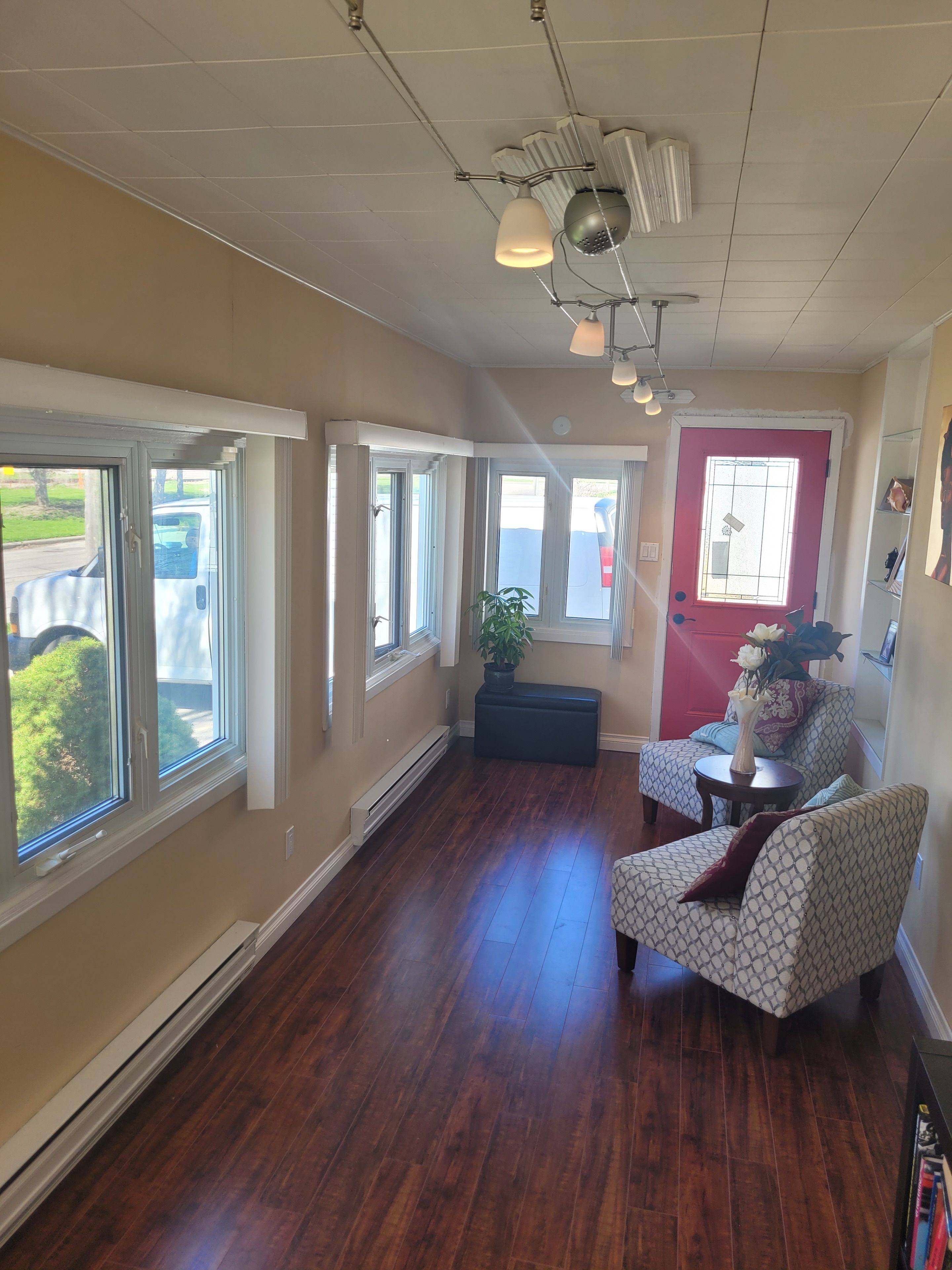 Stratford, ON N5A 2J3,311 Railway AVE