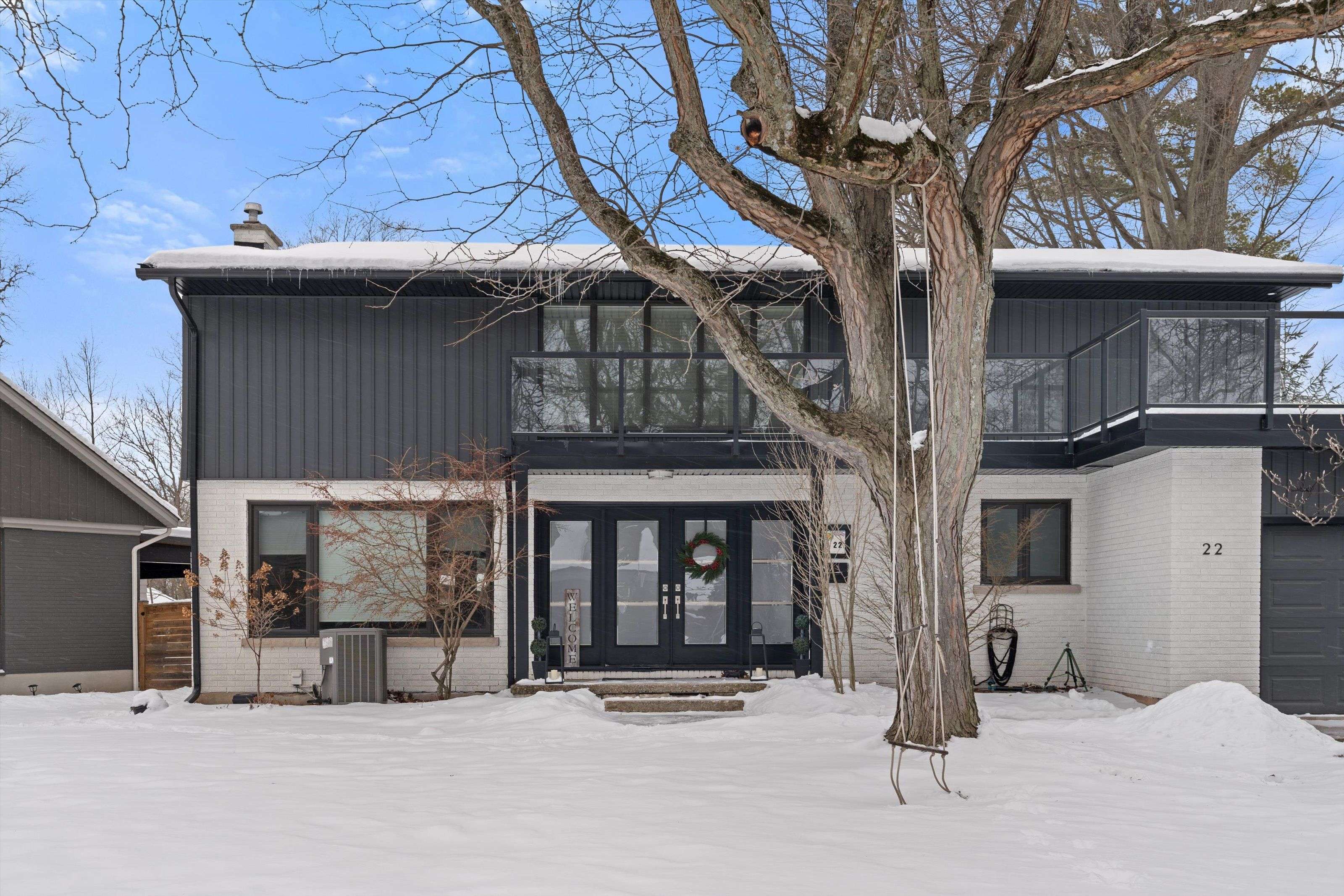 St. Catharines, ON L2T 3T5,22 Briarfield CRES