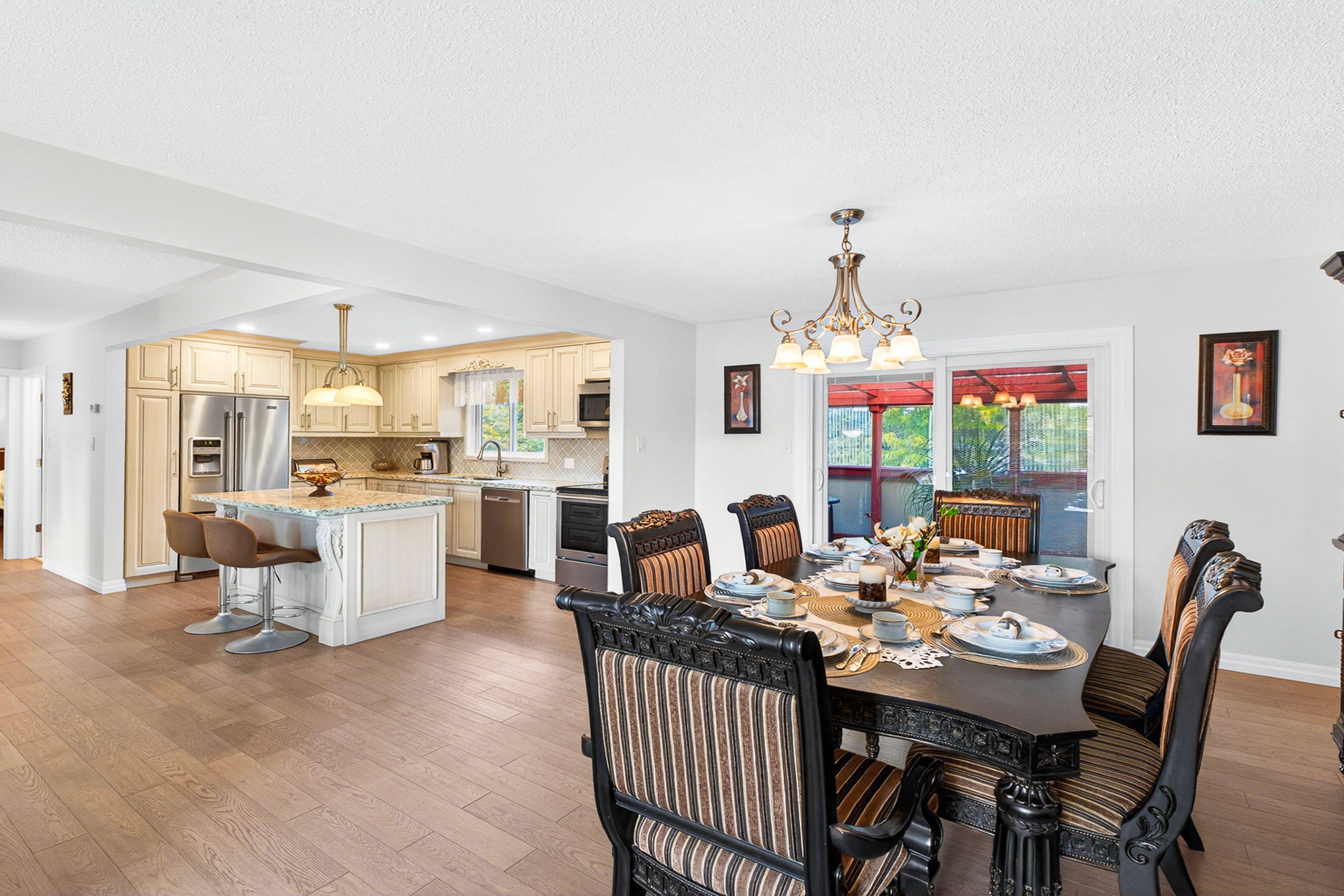 Hamilton, ON L8E 3G2,93 Deerhurst RD