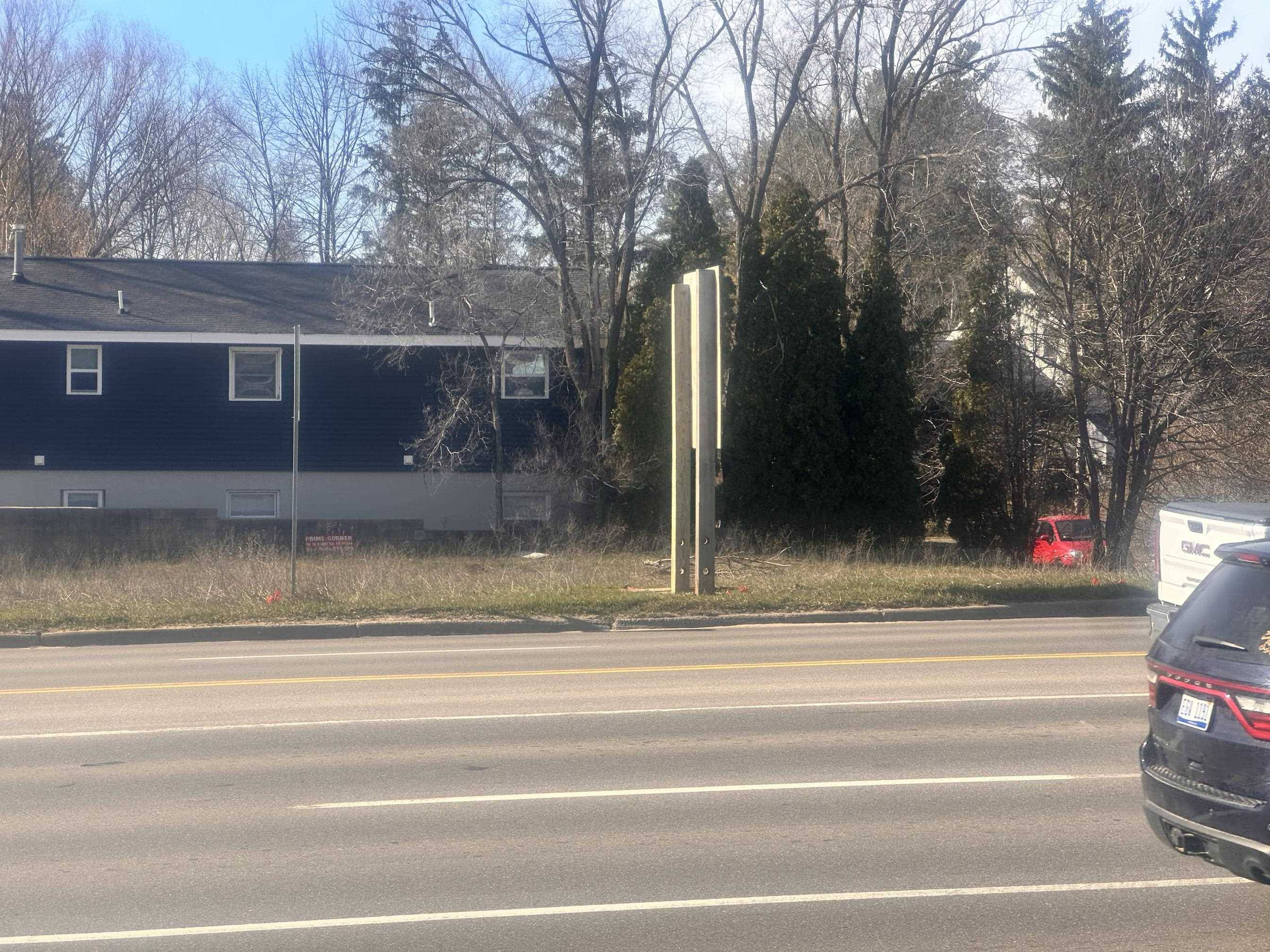 Acme, MI 49610,5957 US-31