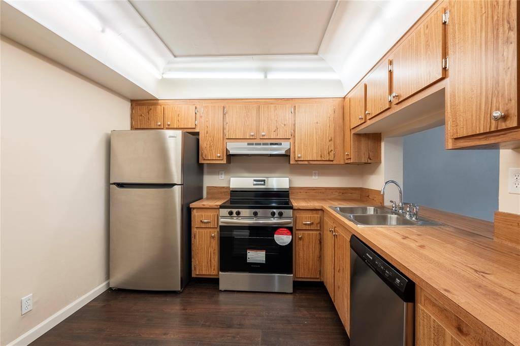 Sunrise, FL 33351,3720 N Pine Island Rd #436