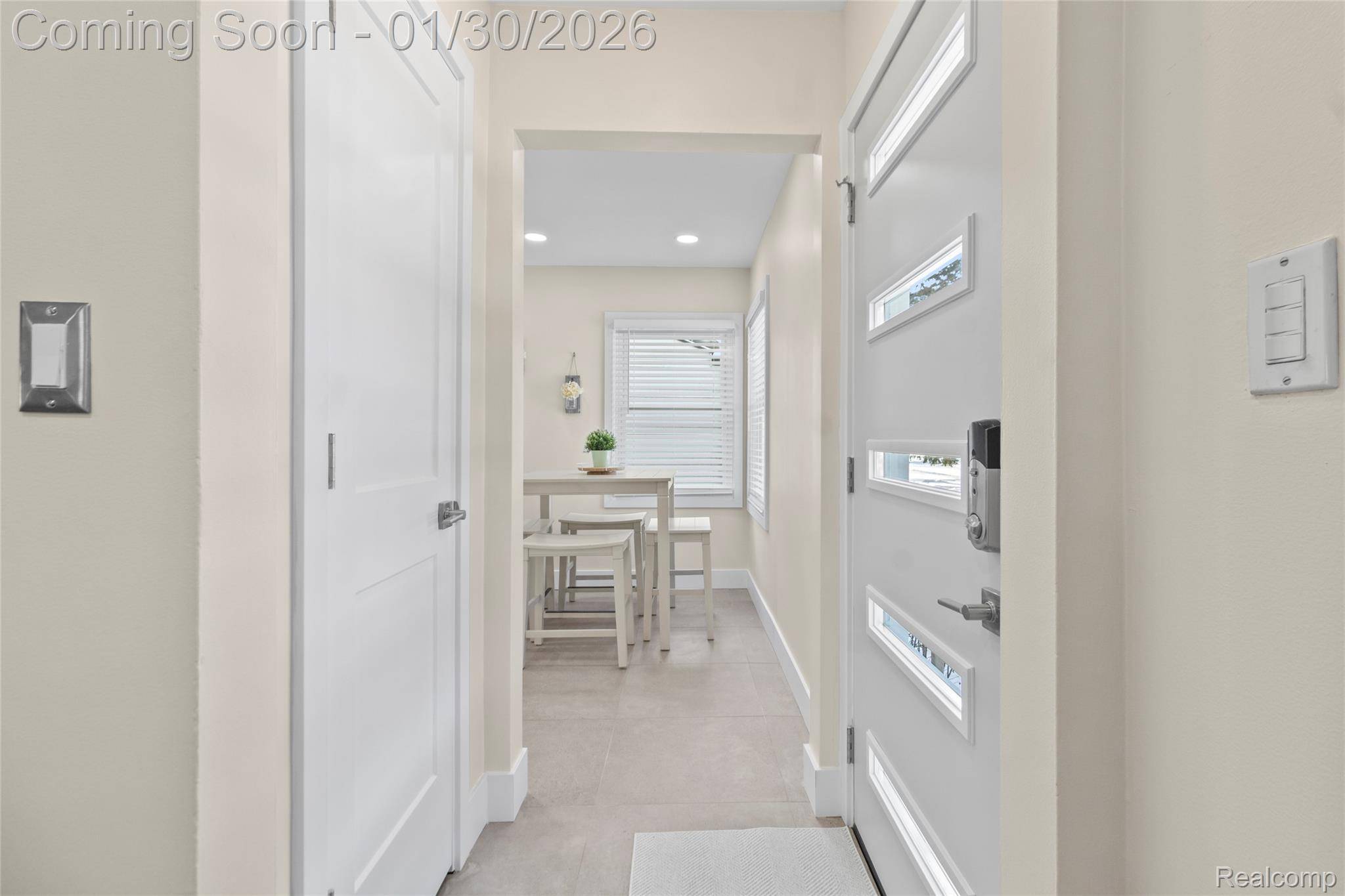 Madison Heights, MI 48071,26364 Hampden ST