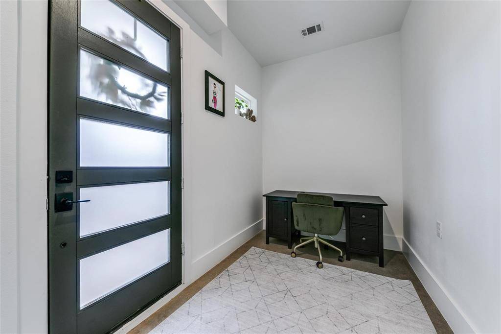 Dallas, TX 75204,4205 Roseland Avenue #203