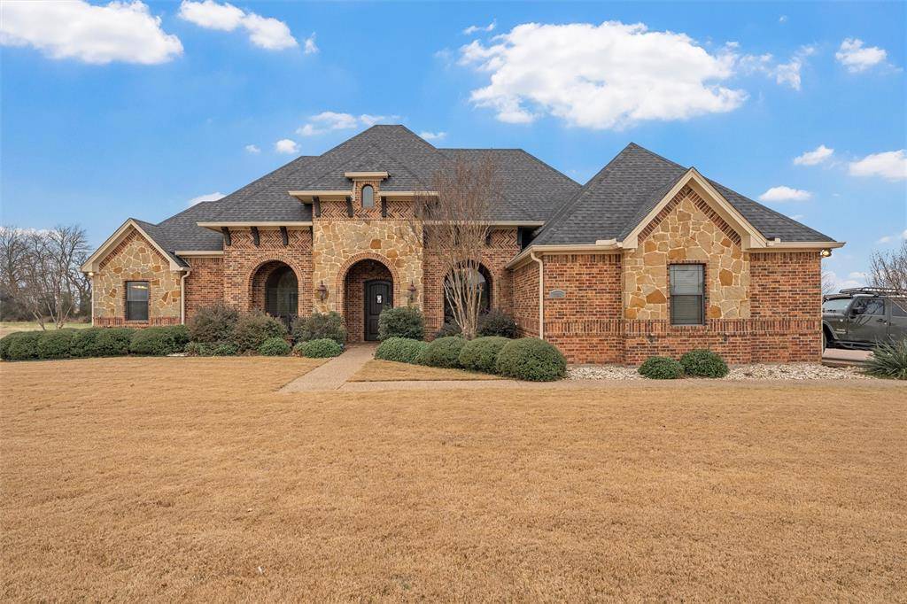 West, TX 76691,380 N Quail Run Drive