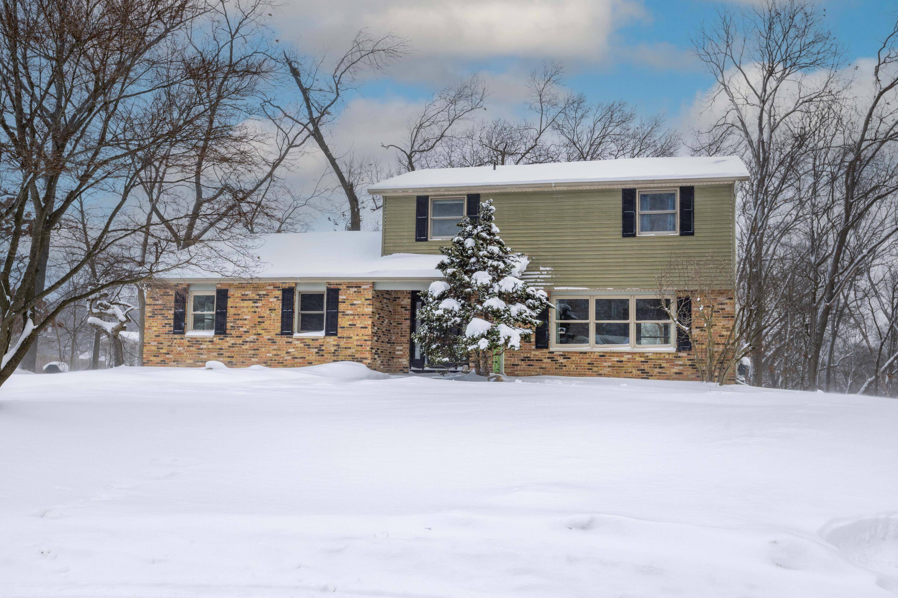 Portage, MI 49024,722 Grandmarais AVE