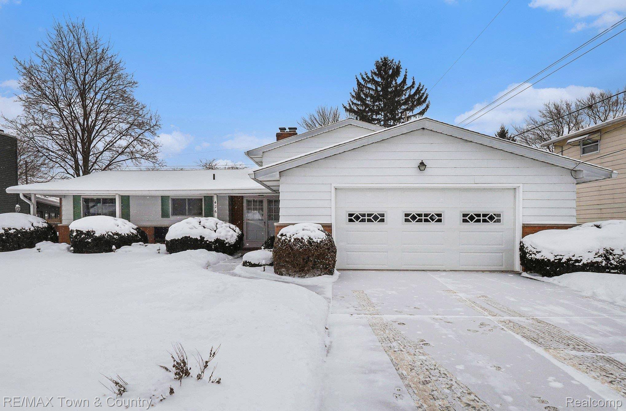 Flushing, MI 48433,426 Bellewood DR