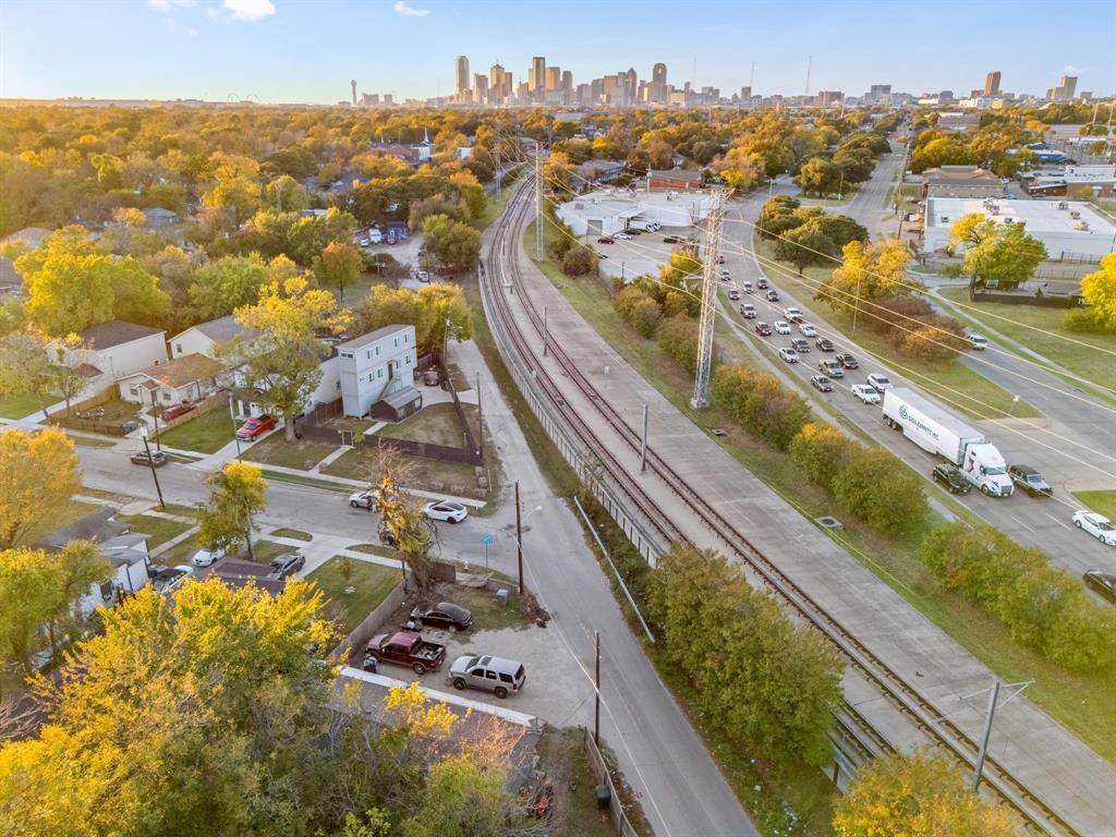 Dallas, TX 75215,3332 Rutledge Street