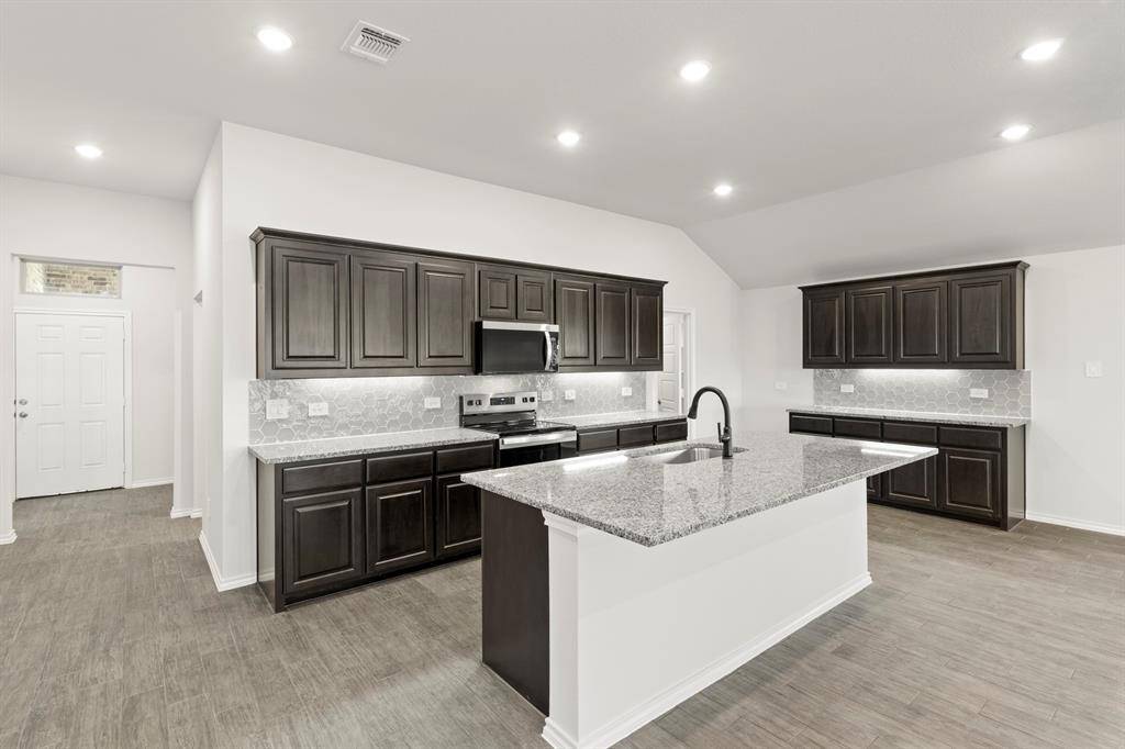 Aubrey, TX 76227,7816 Kingfisher Road