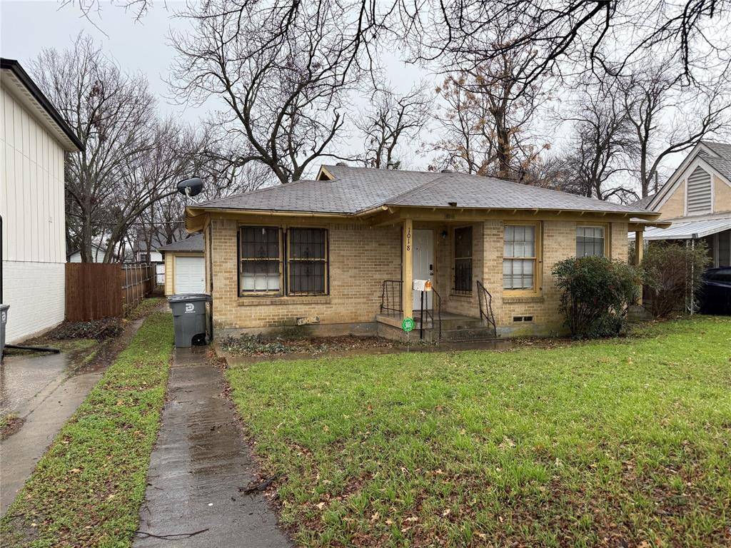 Dallas, TX 75216,1018 E Waco Avenue