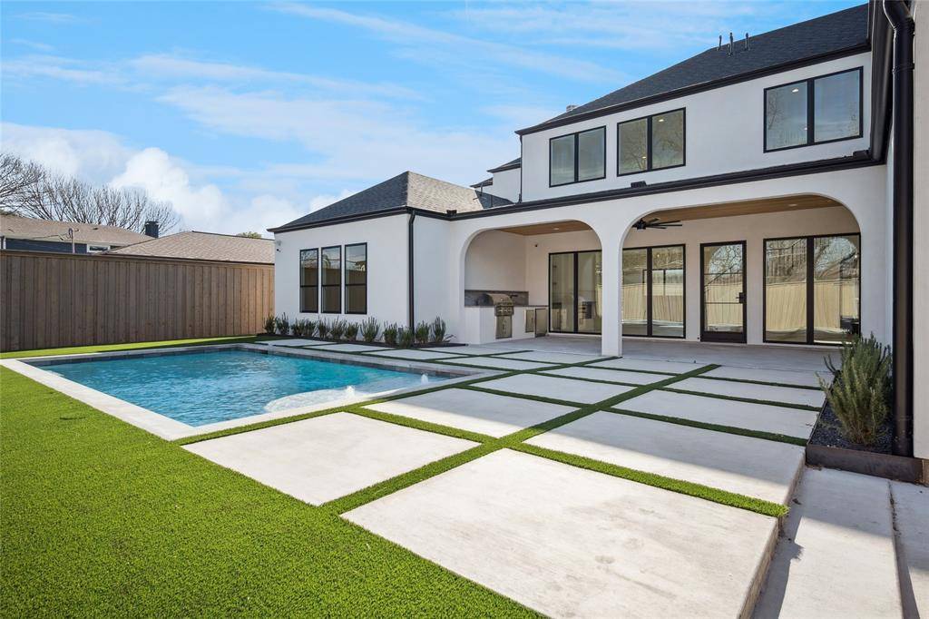 Dallas, TX 75229,3341 Dothan Lane