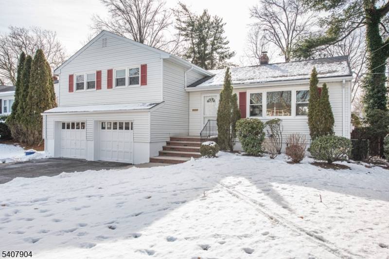 Montclair Twp., NJ 07043,33 Tuers Pl