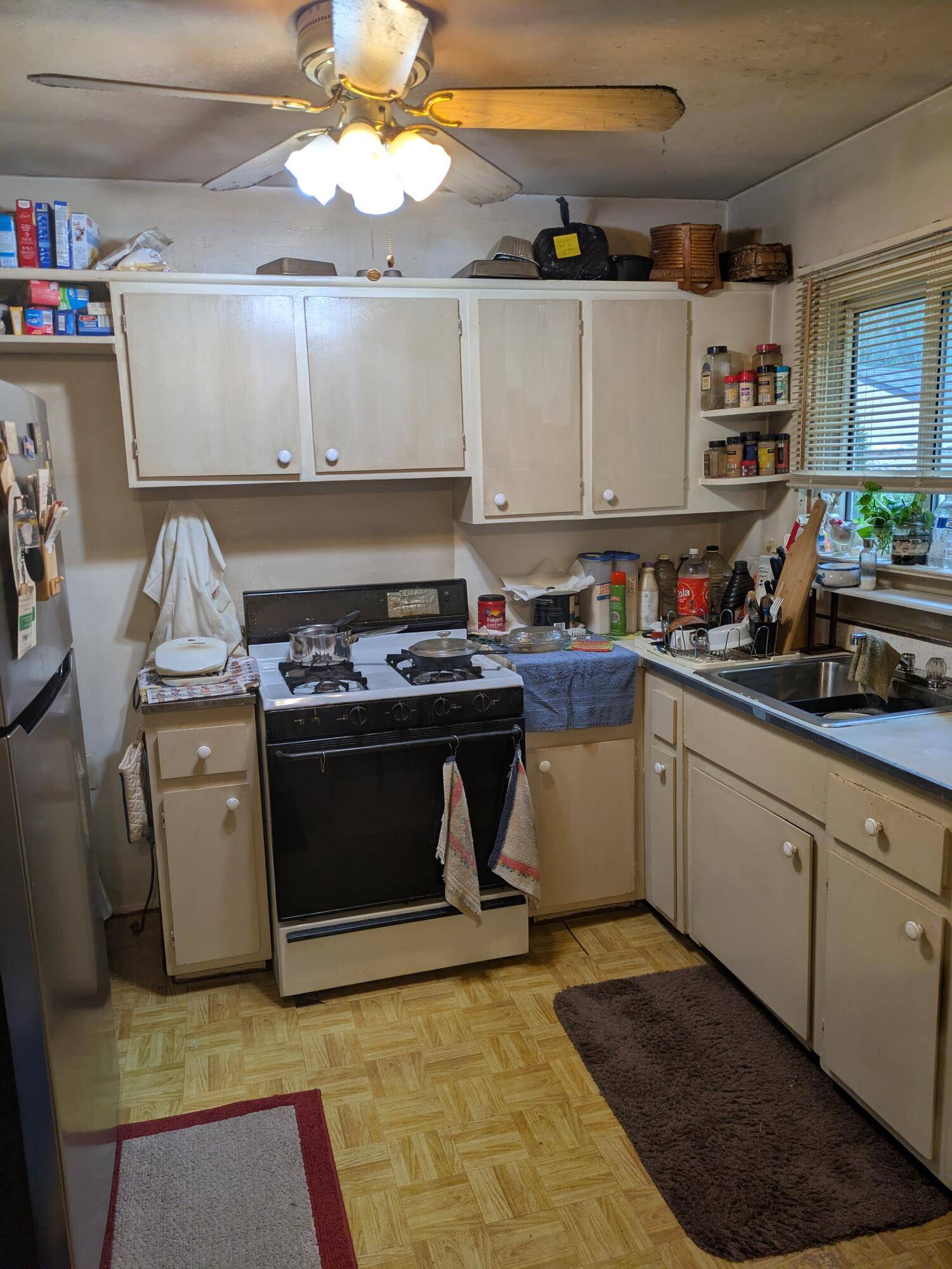 Detroit, MI 48219,18924 Bentler ST