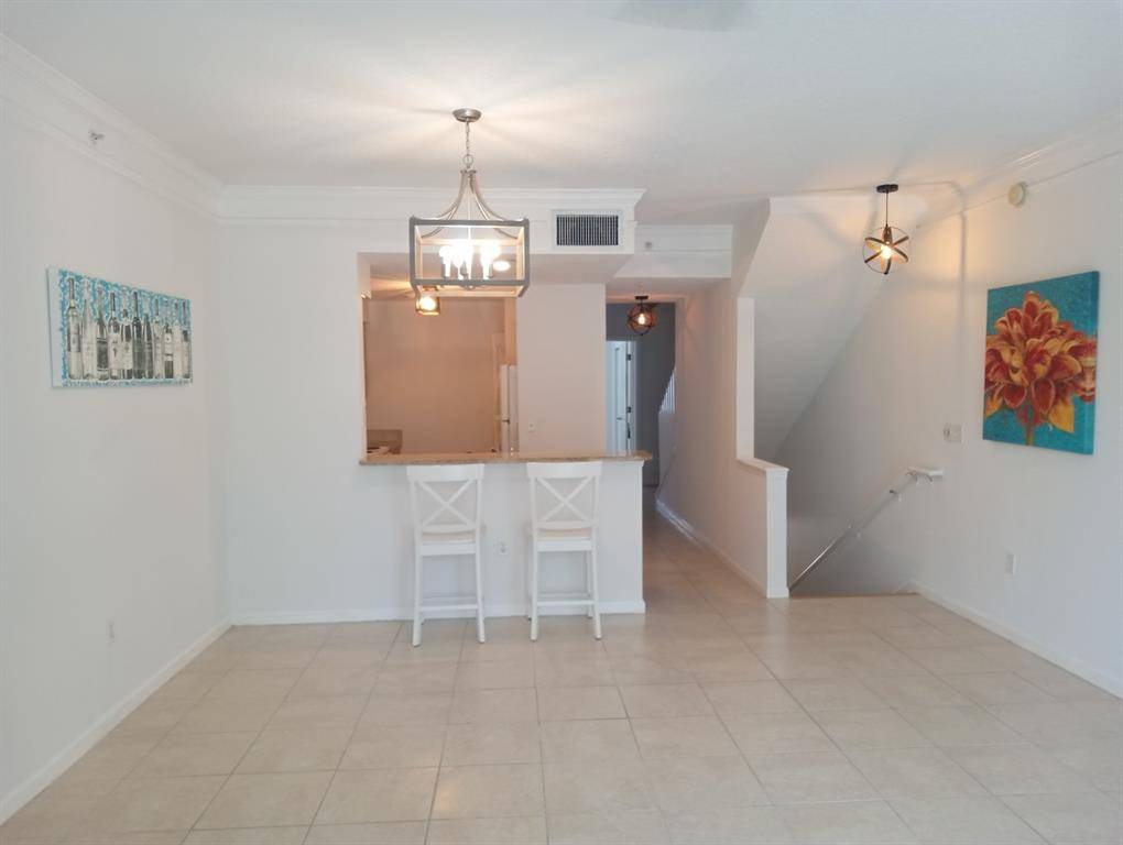 Delray Beach, FL 33444,2018 Alta Meadows Ln #407