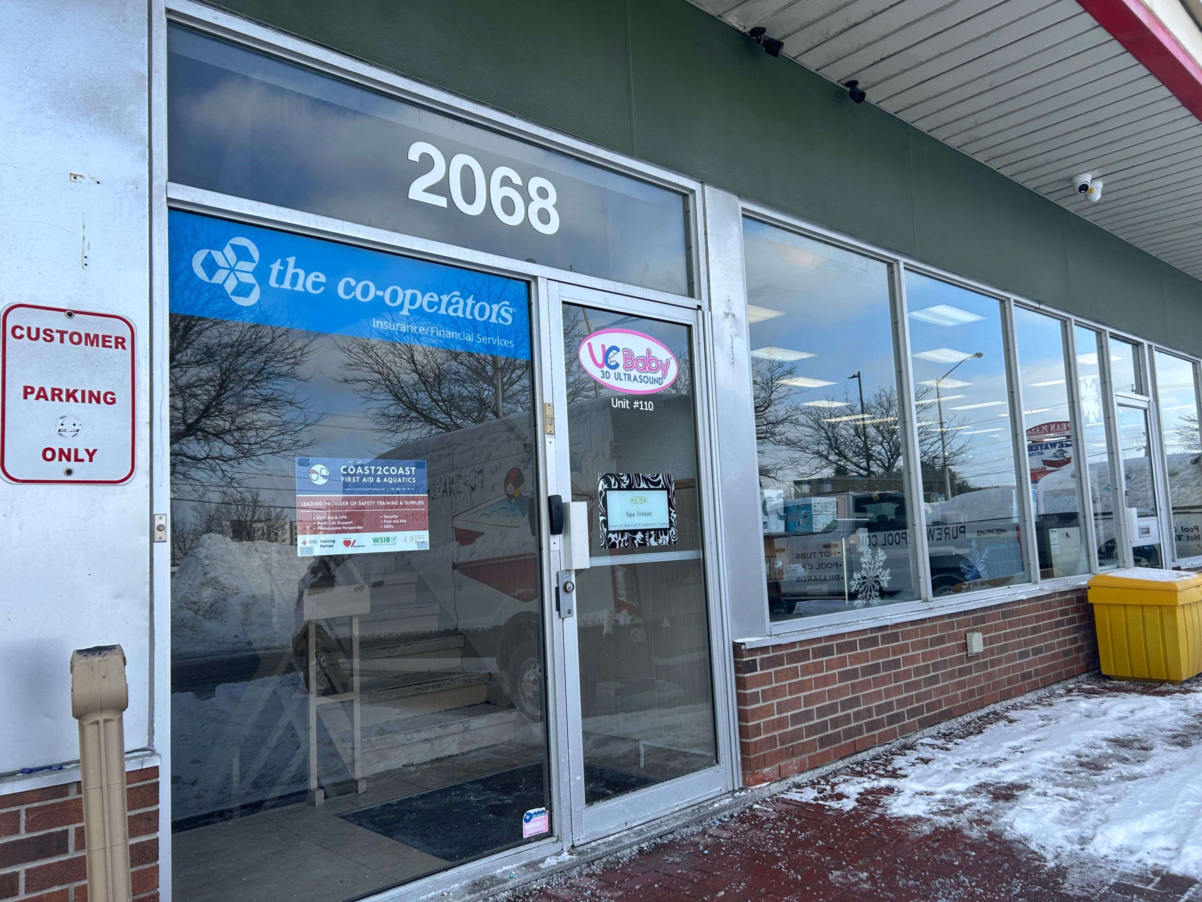 2068 Robertson RD #201, Bells Corners And South To Fallowfield, ON K2H 5Y8