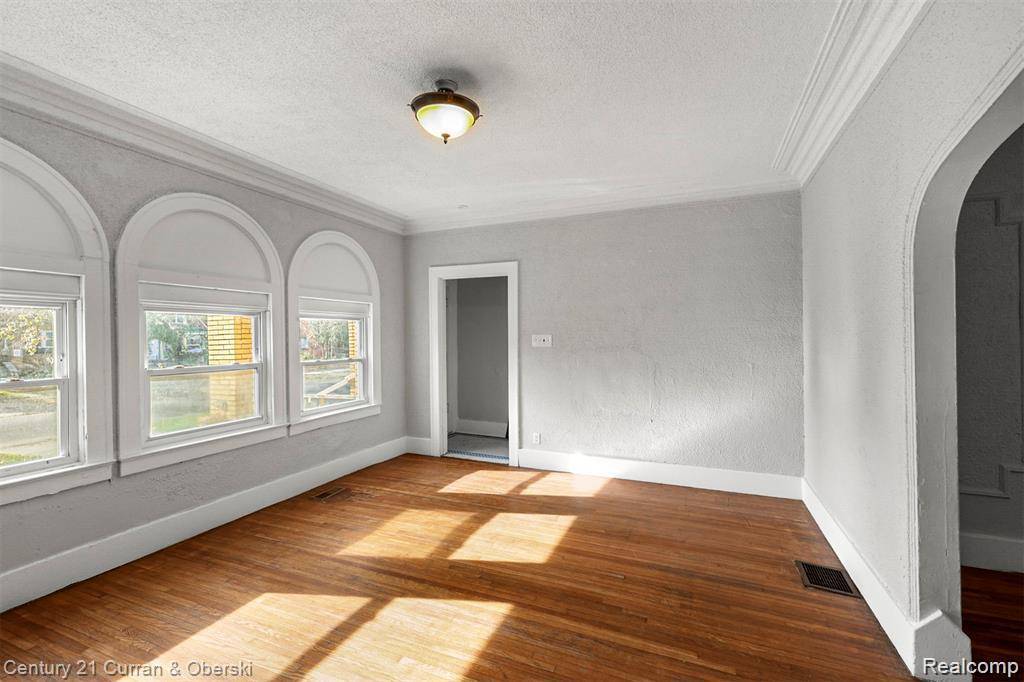 Detroit, MI 48206,3014 Sturtevant ST