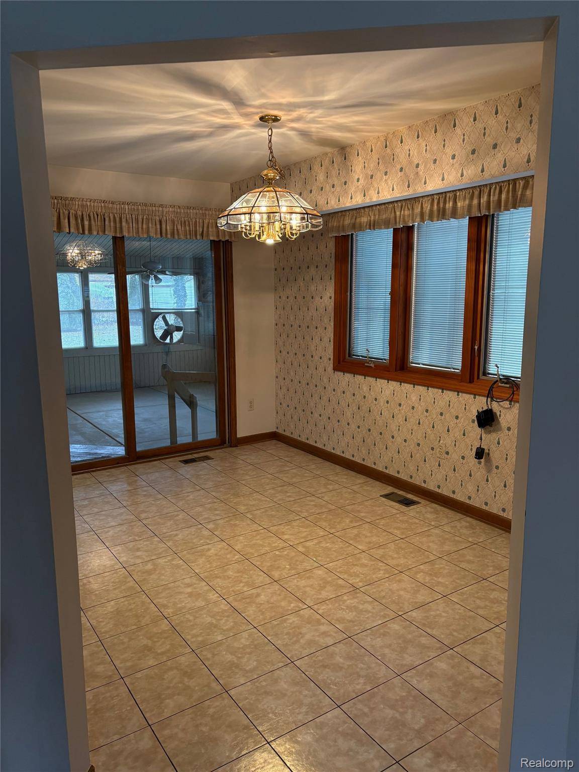 Clinton Township, MI 48038,15542 Frederick DR