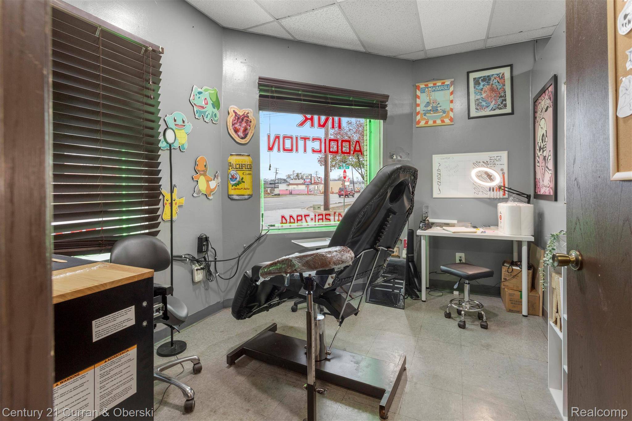 30960 Ford RD, Garden City, MI 48135