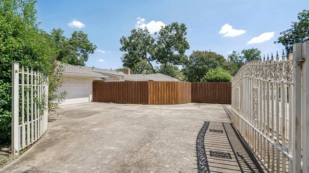 Arlington, TX 76015,1508 Paisley Drive